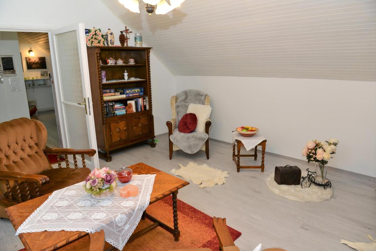 Sommerhaus Veszprém Esterno foto