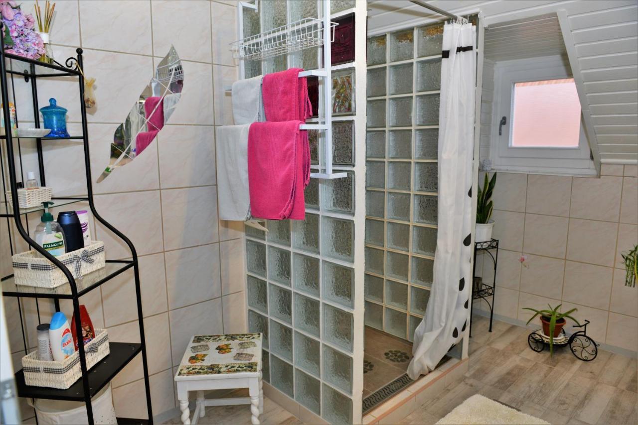 Sommerhaus Veszprém Esterno foto
