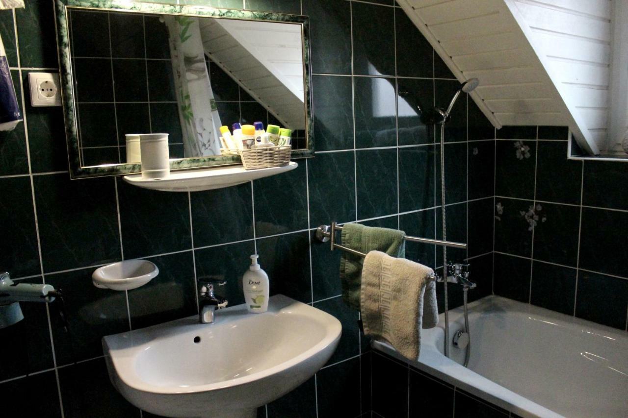Sommerhaus Veszprém Esterno foto